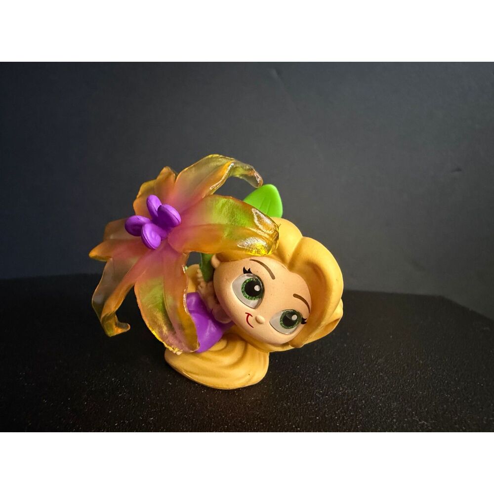 Rapunzel Disney Doorables In Bloom Figure, Tangled Mini Collectible